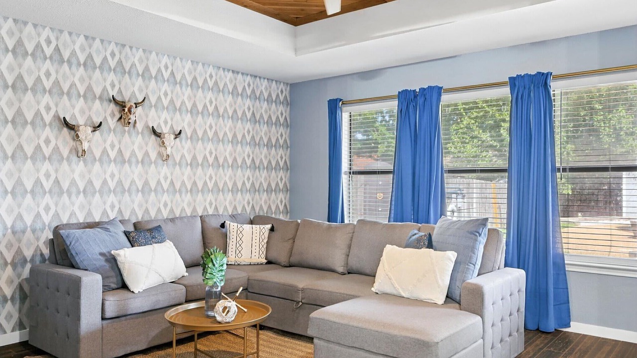 Photo of Livingroom in Keller