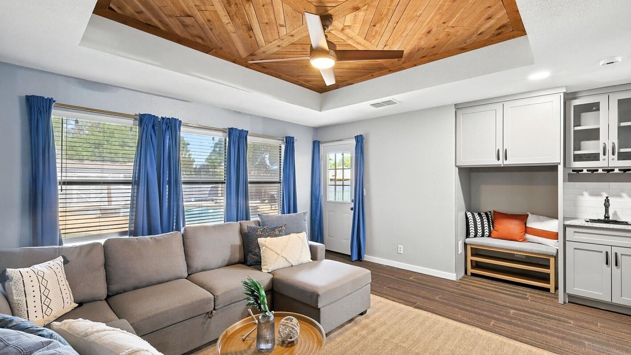 Photo of Livingroom in Keller