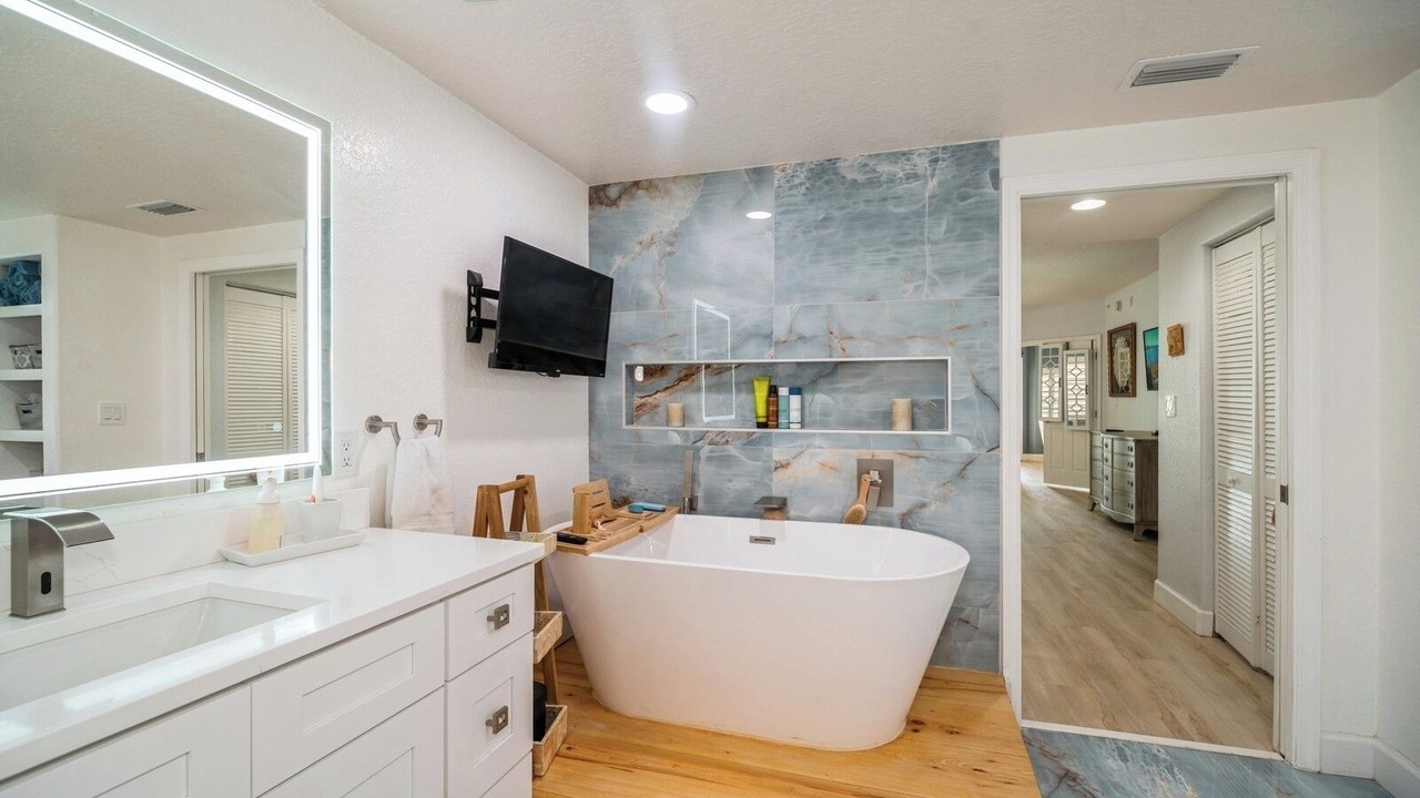 Photo of Bathroom in Port Canaveral