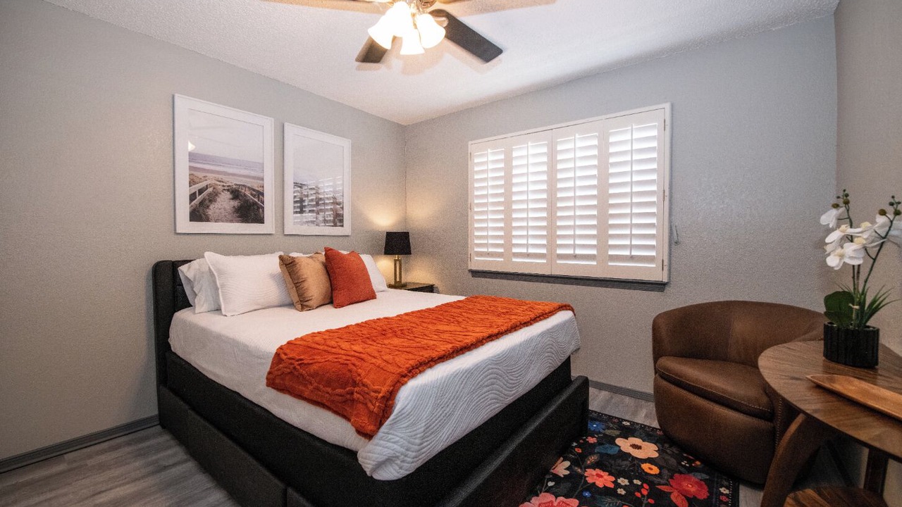 Photo of Bedroom in Biggs Field