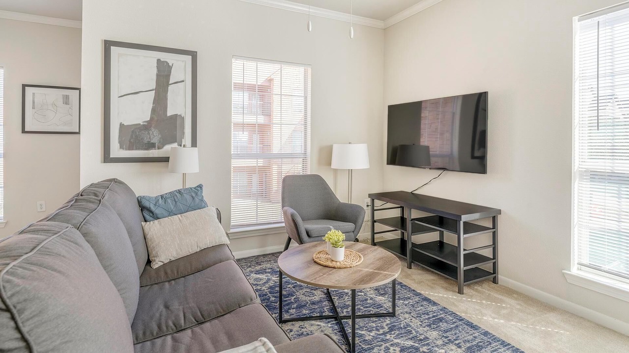 Photo of Livingroom in Southbelt/Ellington
