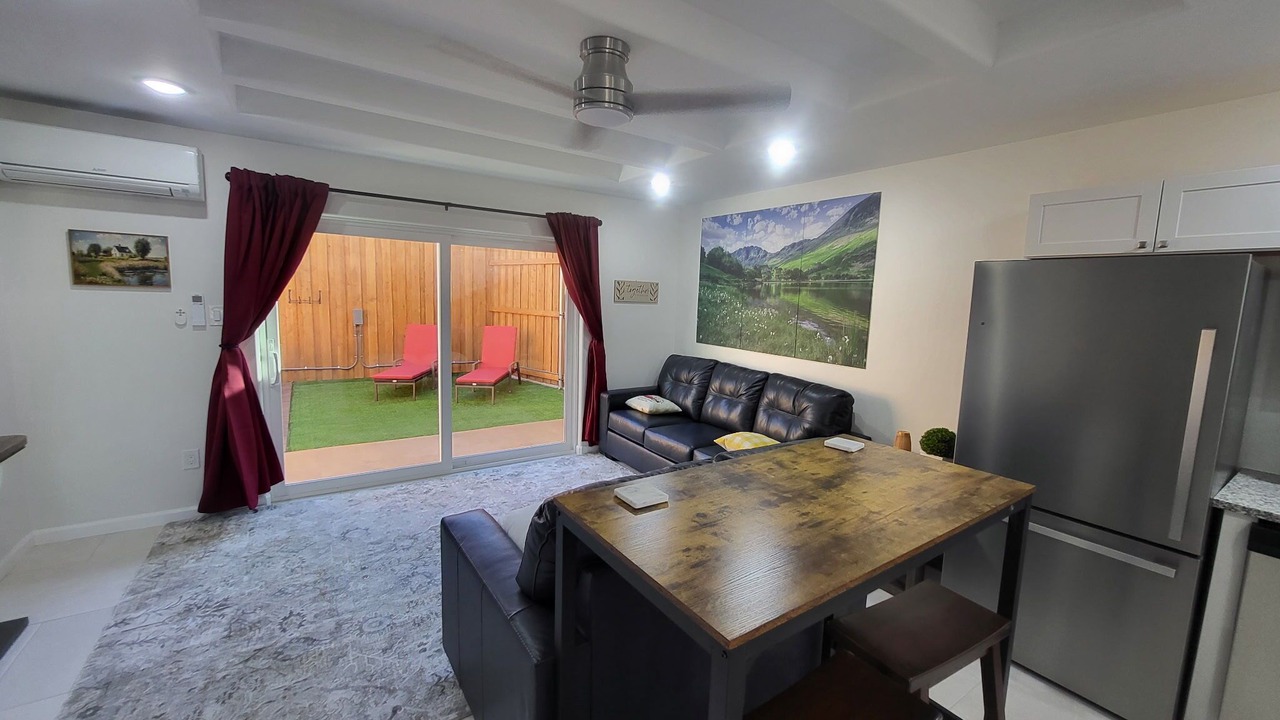 Photo of Livingroom in Truth or Consequences