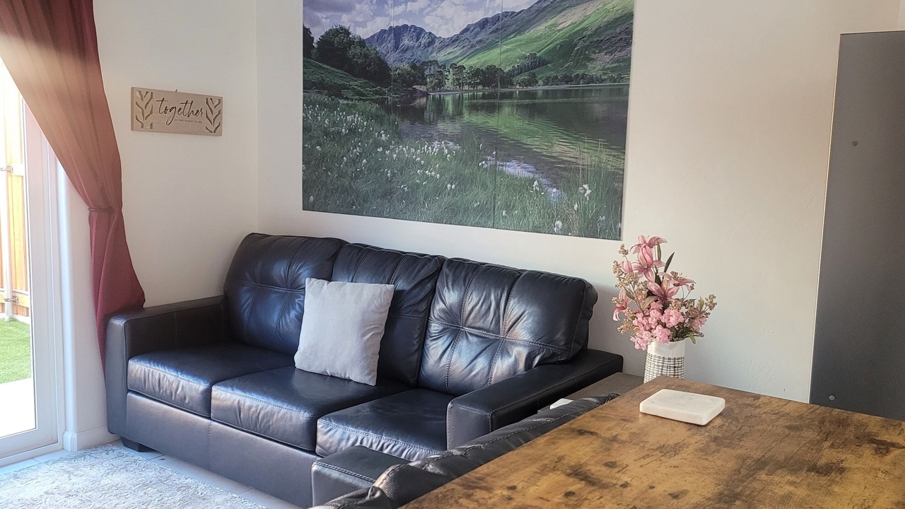 Photo of Livingroom in Truth or Consequences
