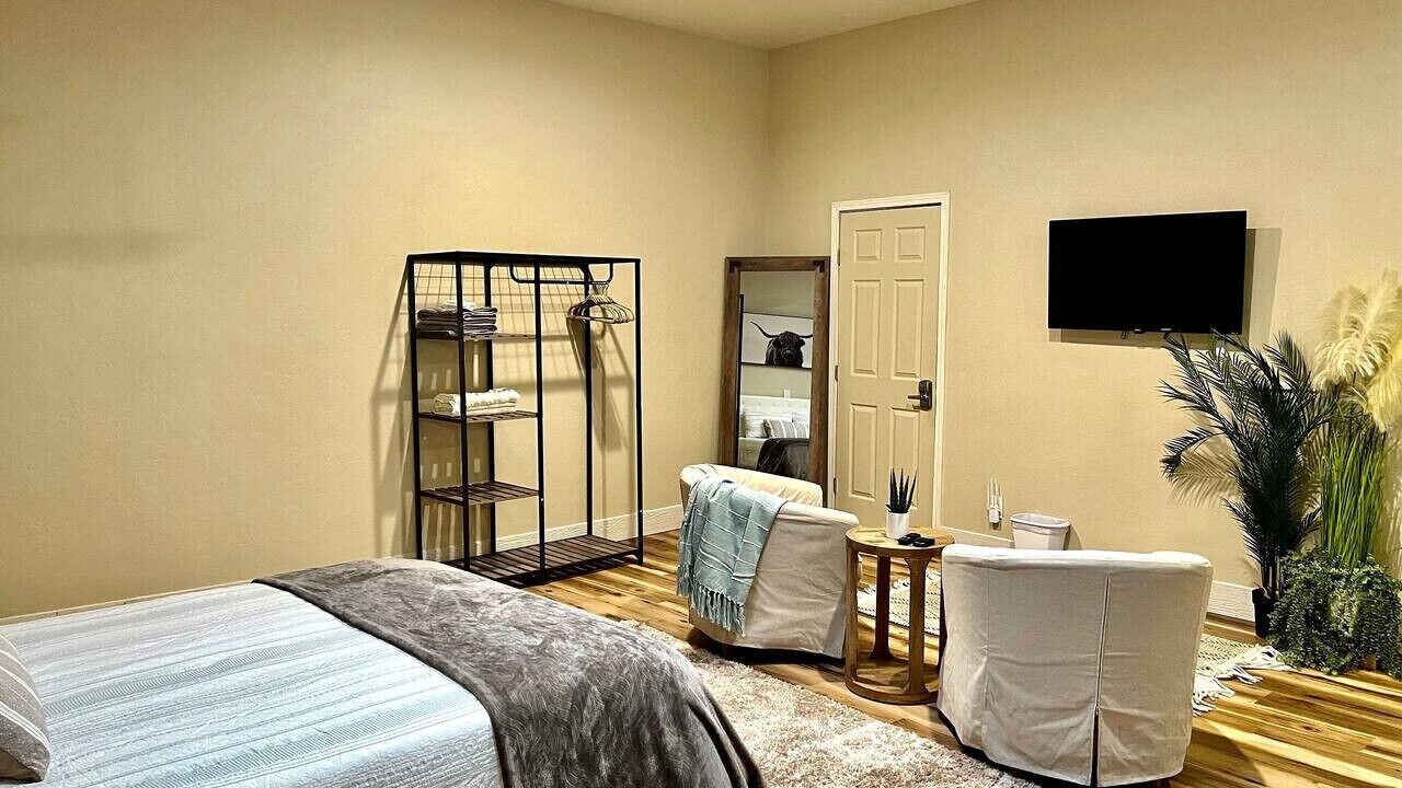 Photo of Bedroom in Mesilla Park