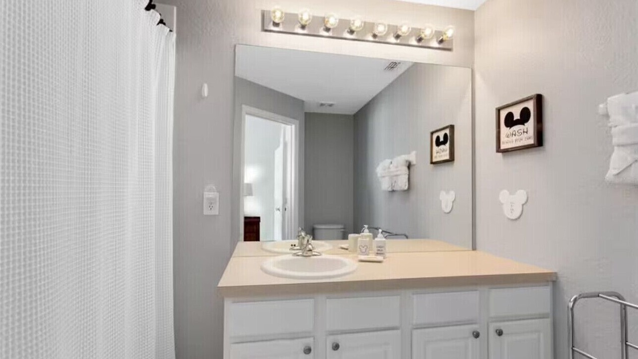 Photo of Bathroom in Windsor Hills