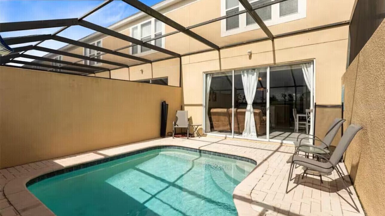 Photo of Outdoor in Windsor Hills