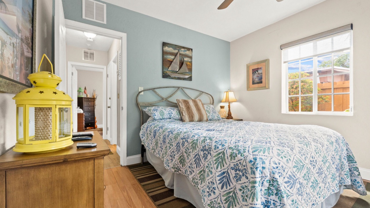 Photo of Bedroom in South Middle River