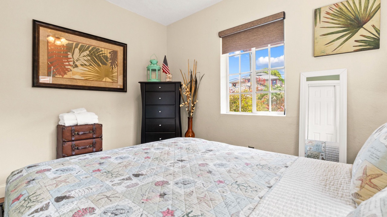 Photo of Bedroom in South Middle River