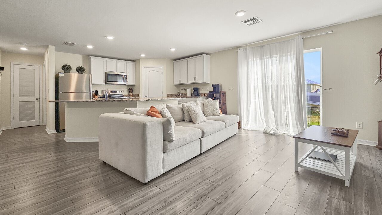 Photo of Livingroom in Burnt Store