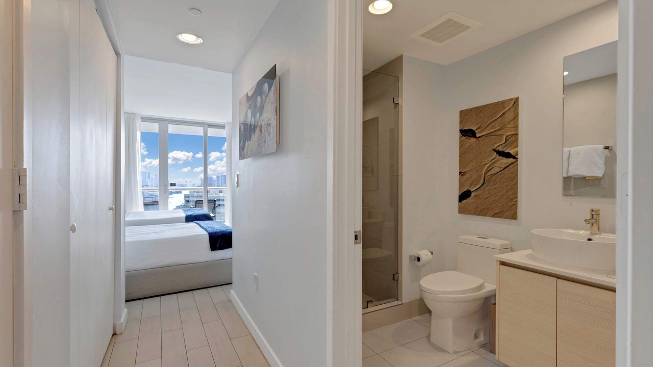 Photo of Bathroom in Hallandale Beach