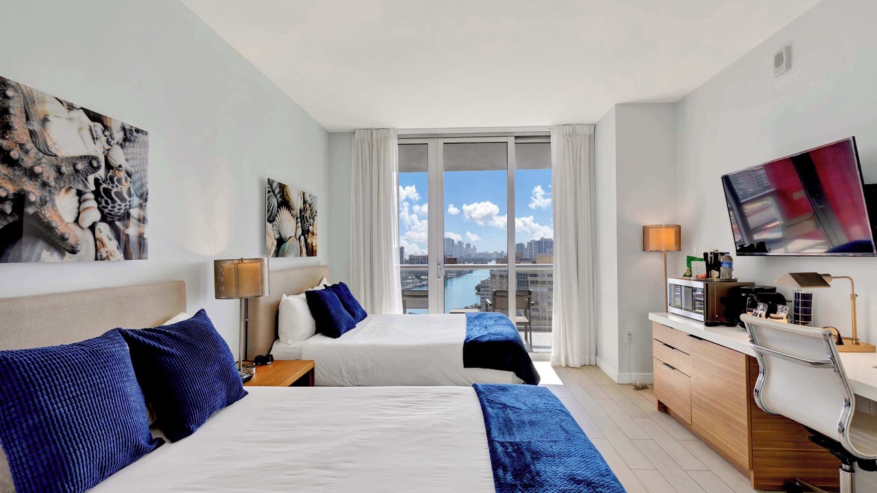Photo of Bedroom in Hallandale Beach