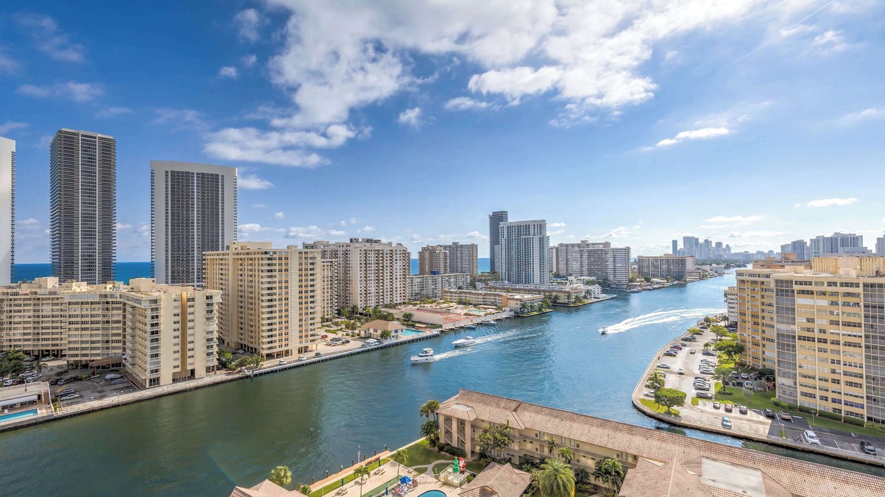 Photo of Outdoor in Hallandale Beach