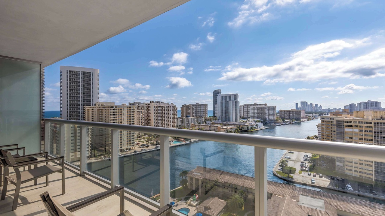 Photo of Outdoor in Hallandale Beach