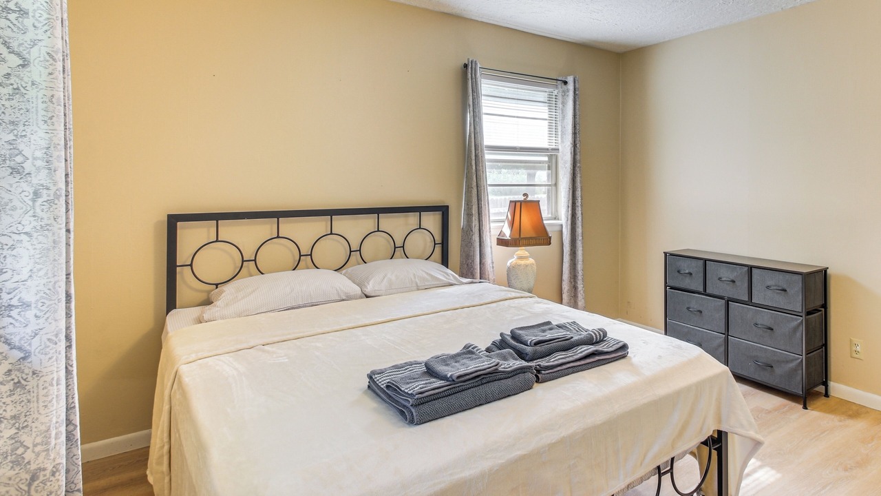 Photo of Bedroom in Norman