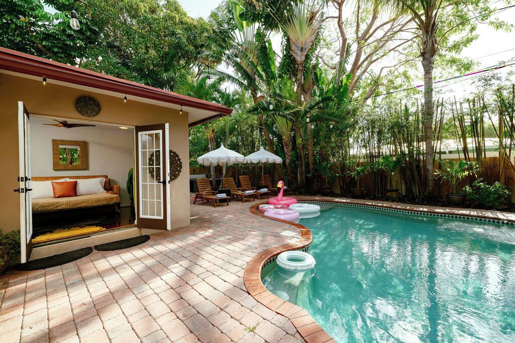 Photo of Outdoor in Wilton Manors