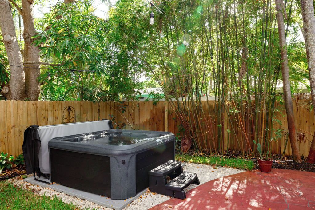 Photo of Outdoor in Wilton Manors