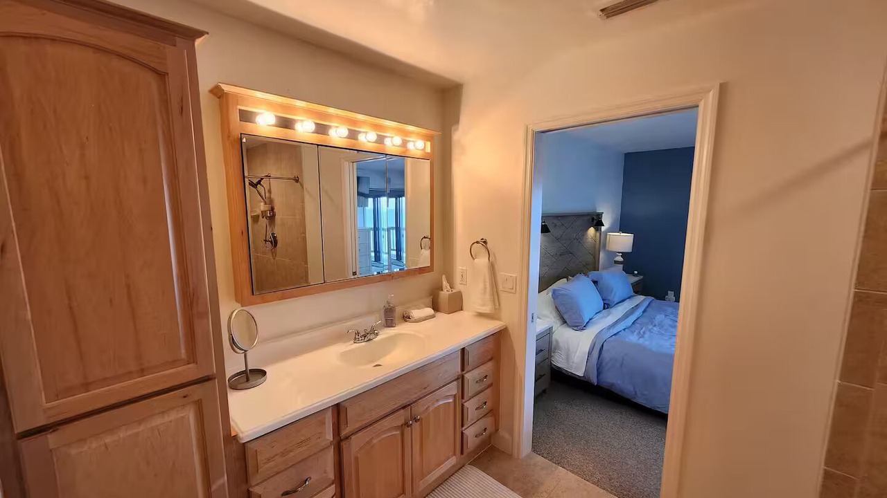 Photo of Bathroom in New Melbourne Beach