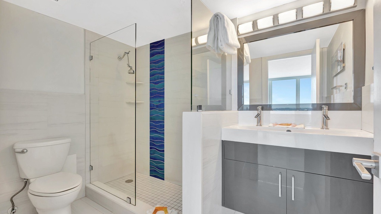 Photo of Bathroom in Galt Mile