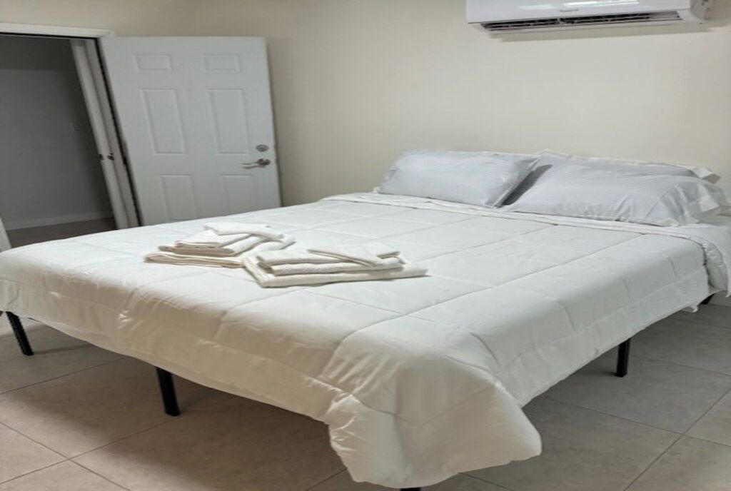 Photo of Bedroom in Pompano Beach