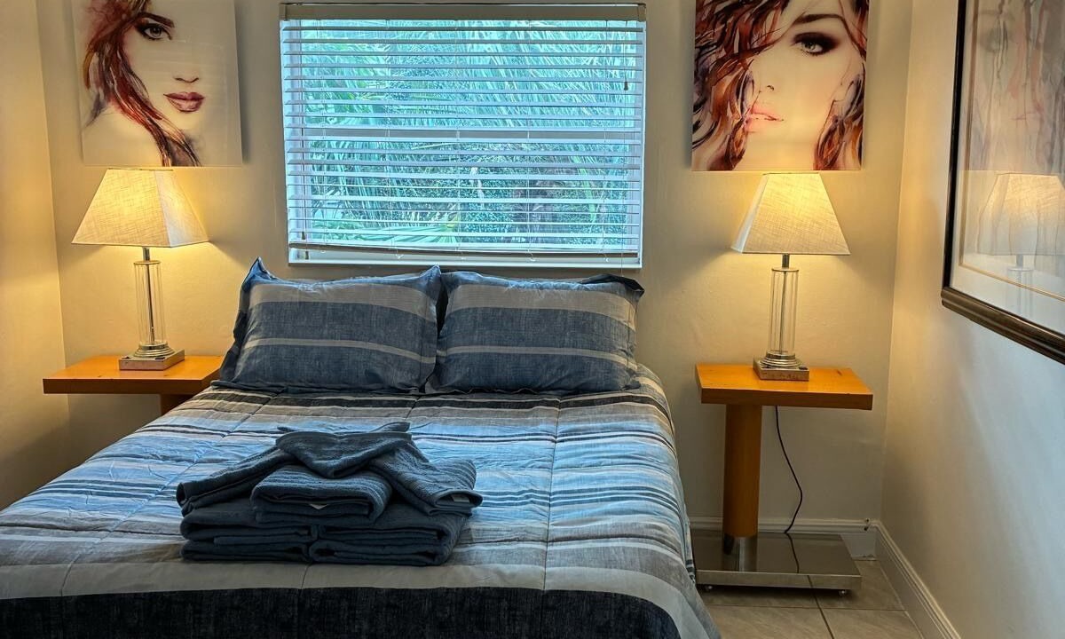 Photo of Bedroom in Pompano Beach