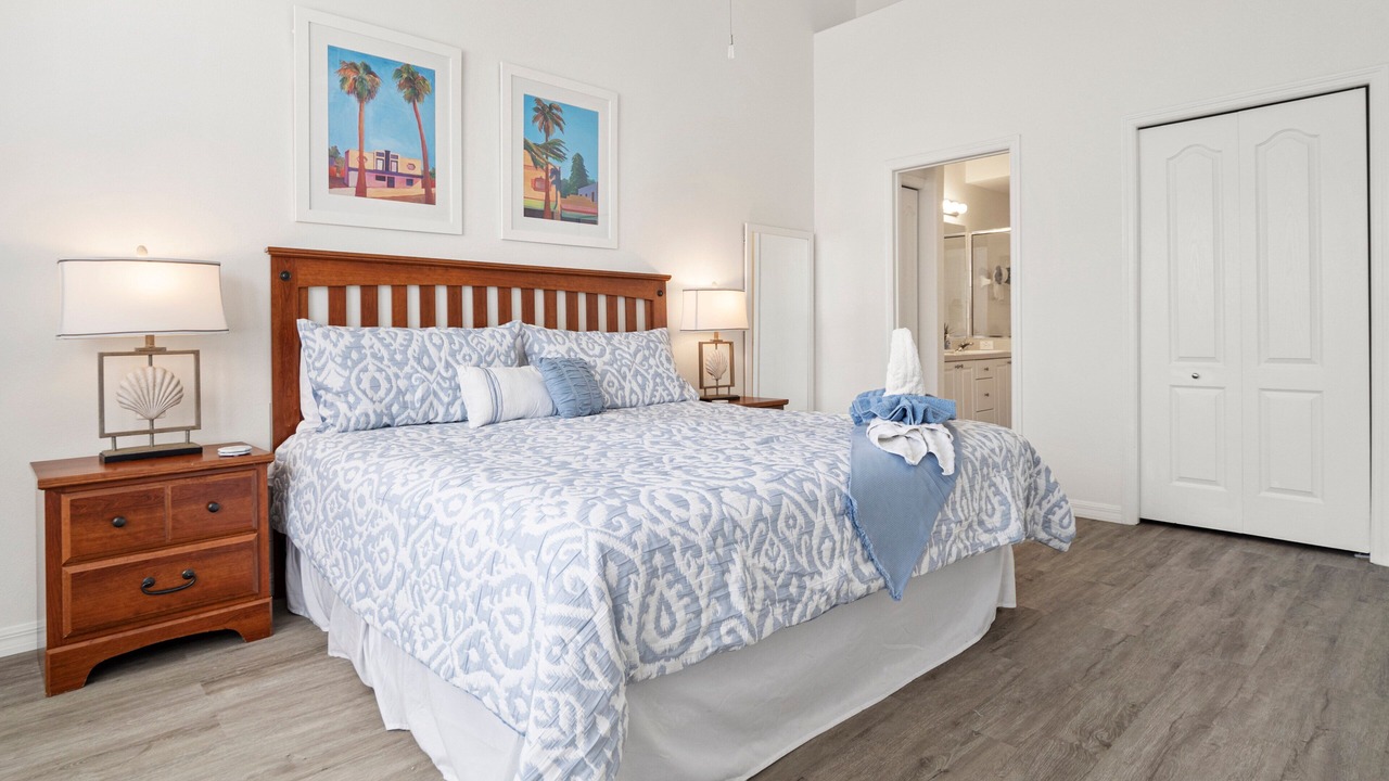 Photo of Bedroom in Tuscan Hills