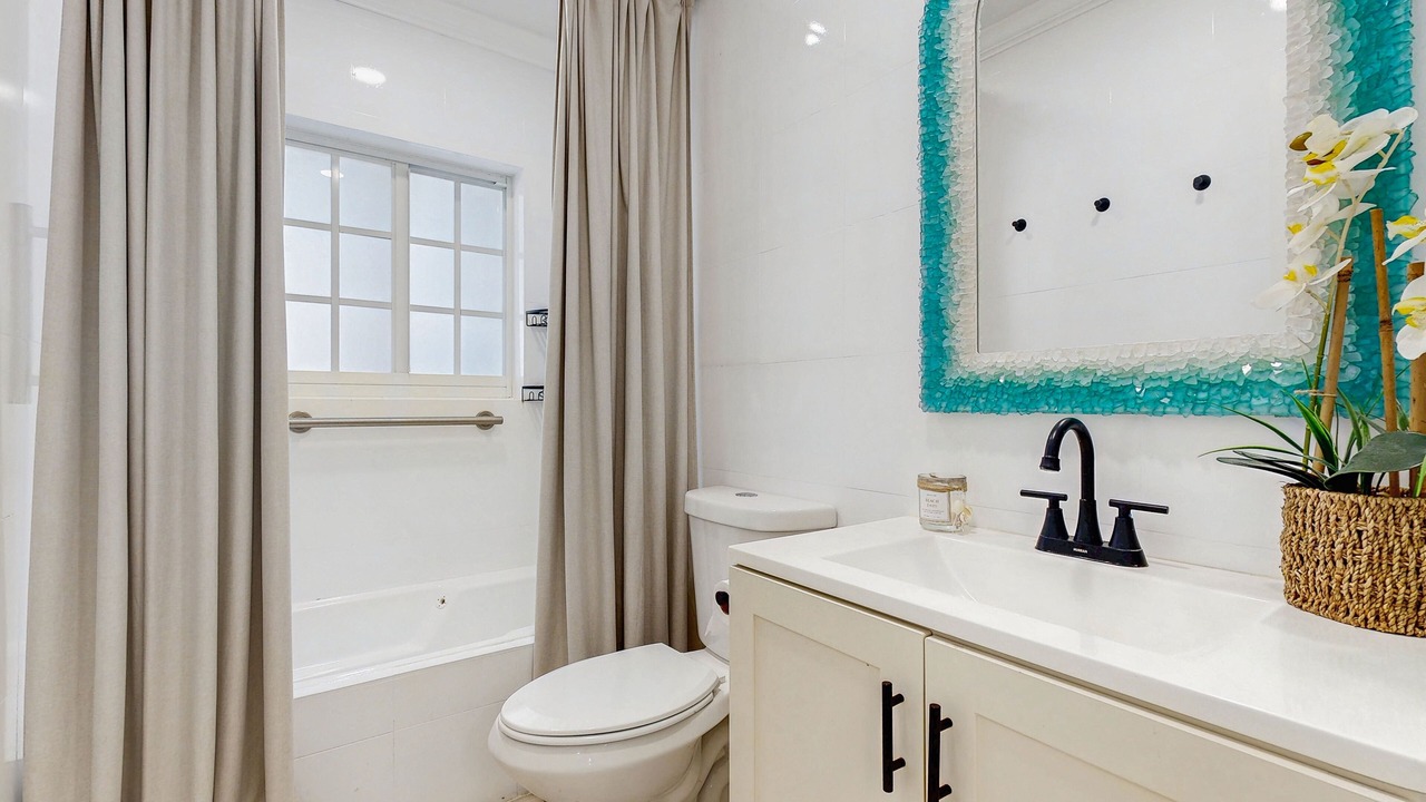 Photo of Bathroom in Santa Barbara Estates