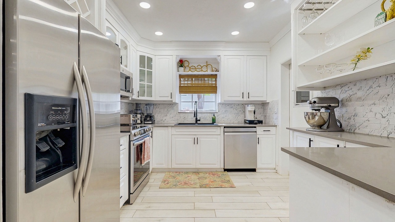 Photo of Kitchen in Santa Barbara Estates