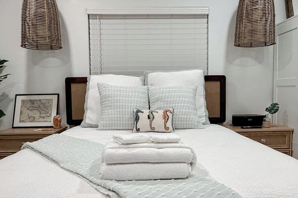Photo of Bedroom in Santa Barbara Estates