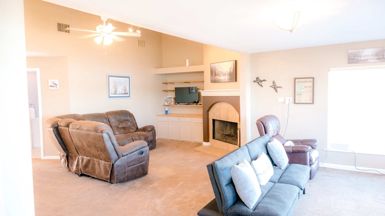 Photo of Livingroom in Long Branch