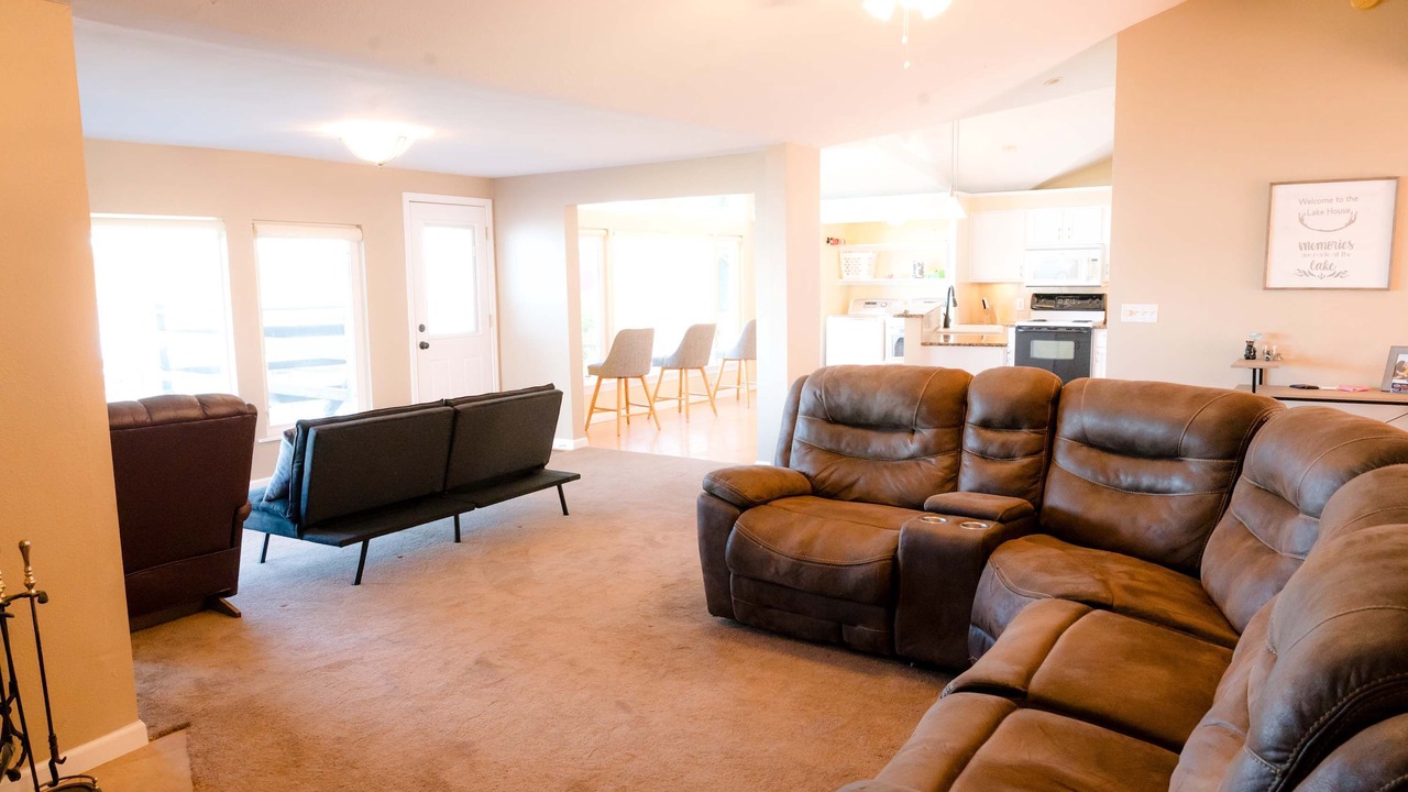Photo of Livingroom in Long Branch
