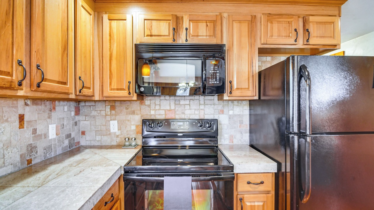 Photo of Kitchen in Indian Mountain