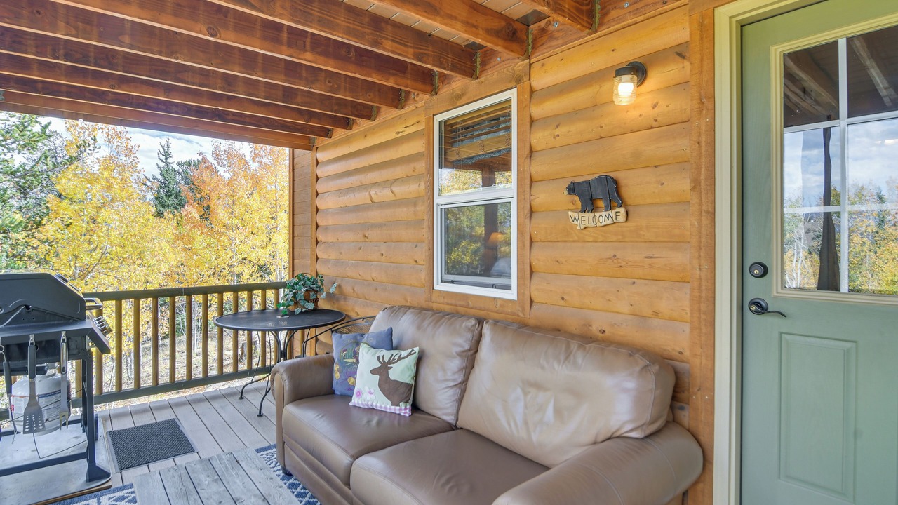 Photo of Patio Balcony in Indian Mountain