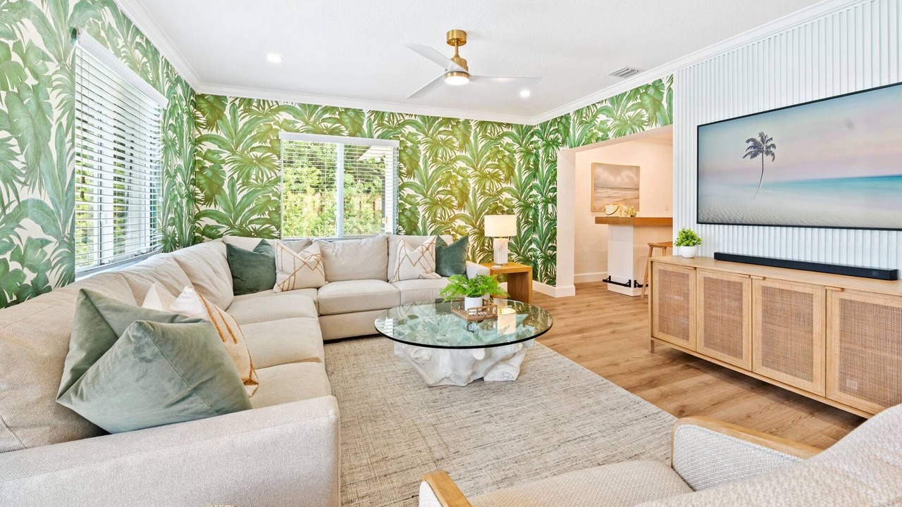 Photo of Livingroom in Central Fort Lauderdale
