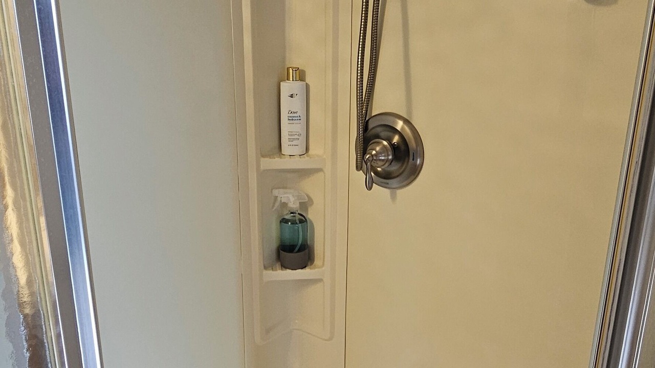 Photo of Bathroom in Alamosa