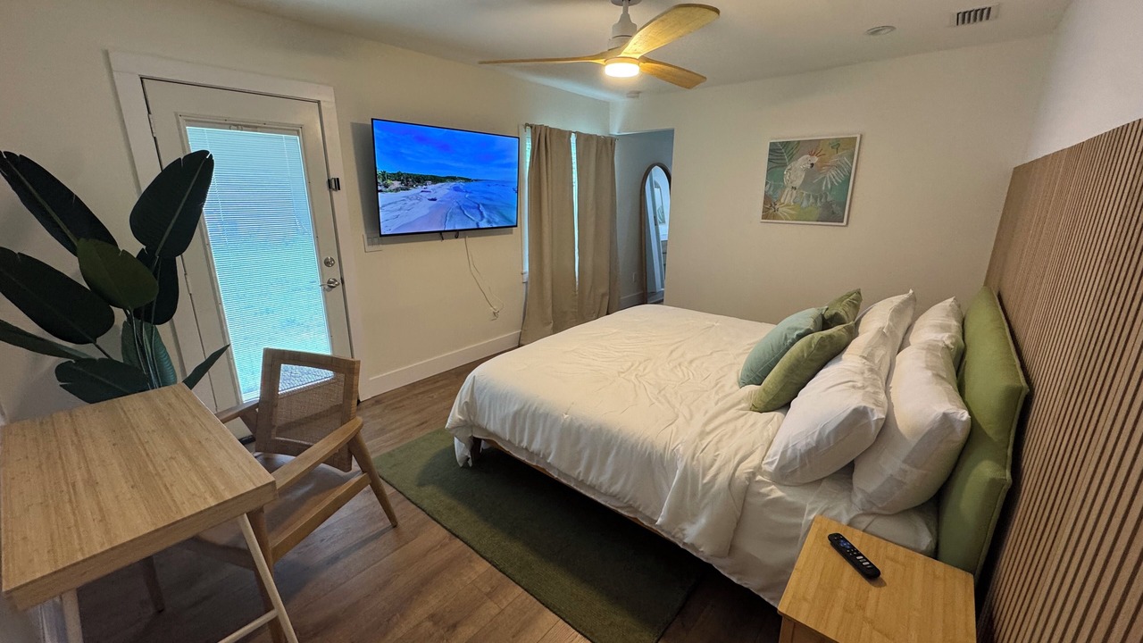 Photo of Bedroom in South Westshore