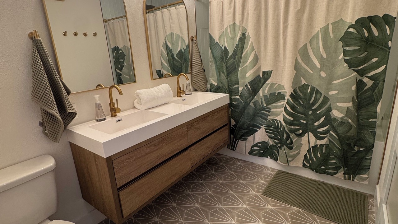 Photo of Bathroom in South Westshore