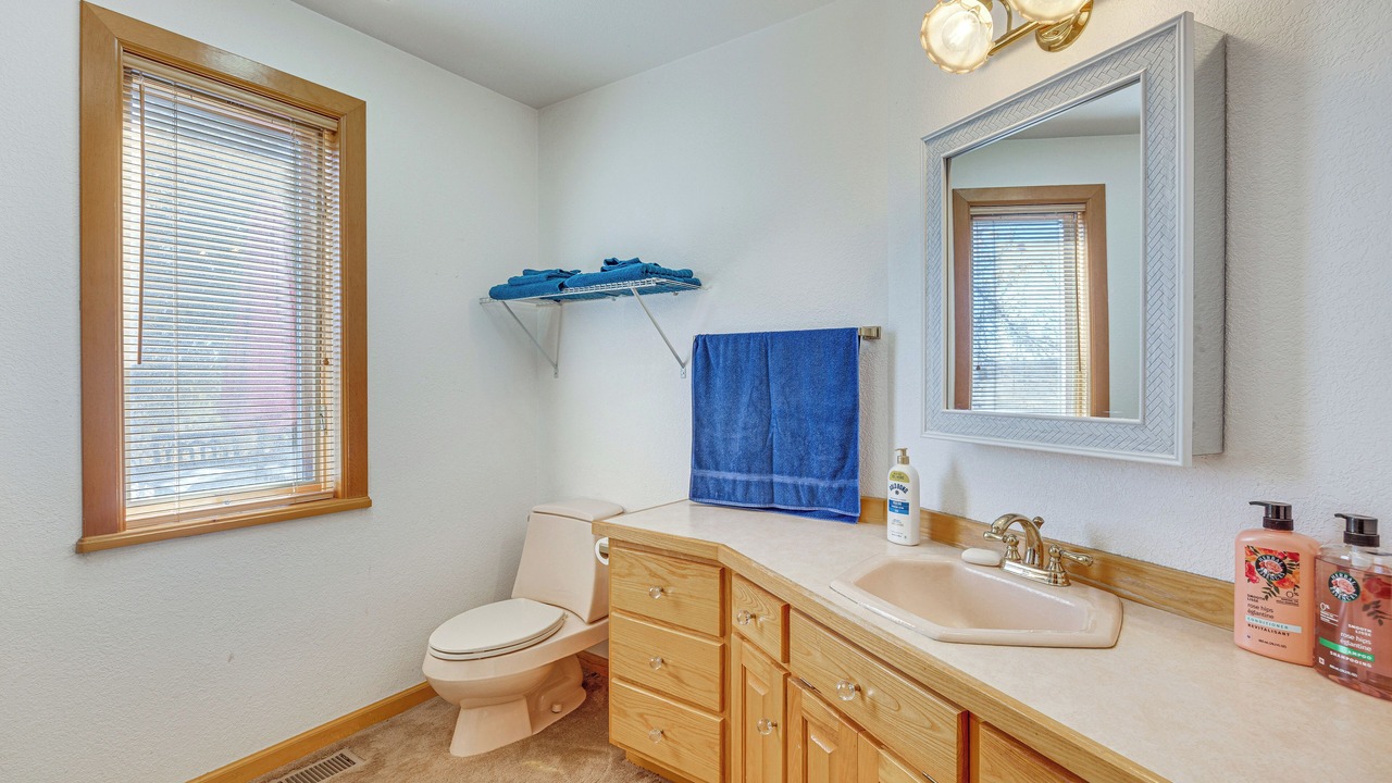 Photo of Bathroom in Hillside