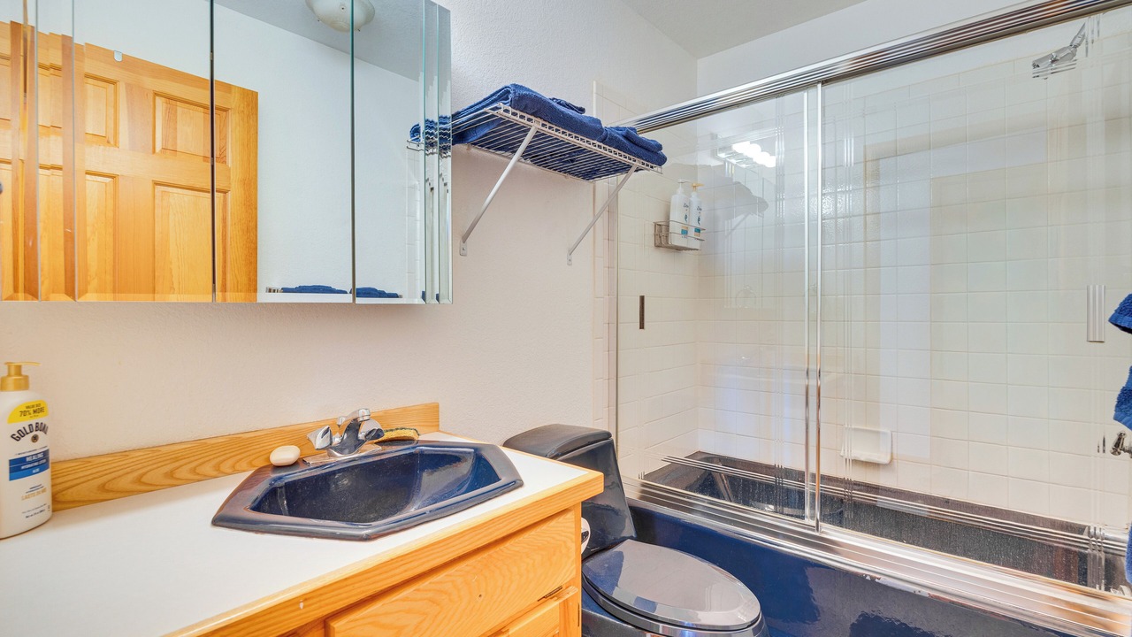 Photo of Bathroom in Hillside