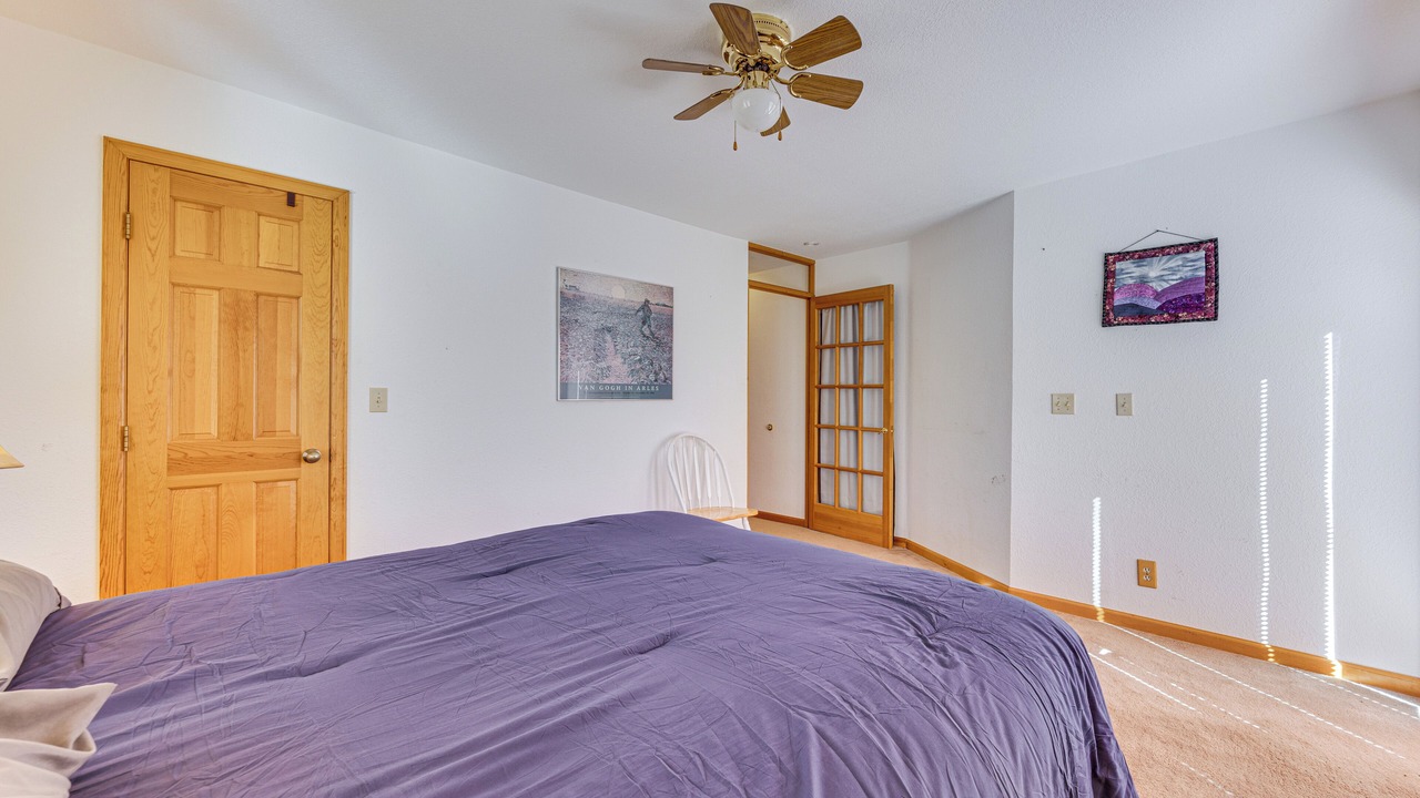 Photo of Bedroom in Hillside