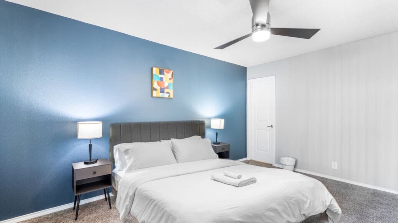 Photo of Bedroom in Central Arlington