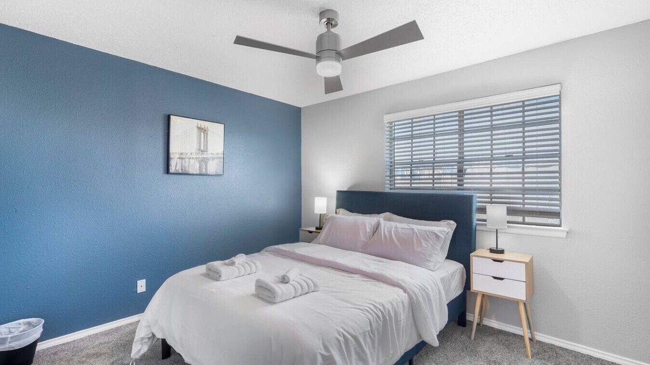 Photo of Bedroom in Central Arlington