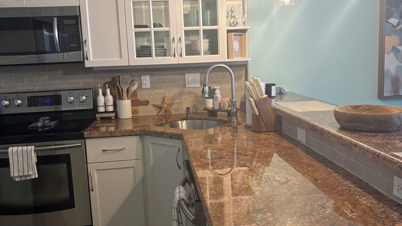 Photo of Kitchen in Hollywood South Central Beach