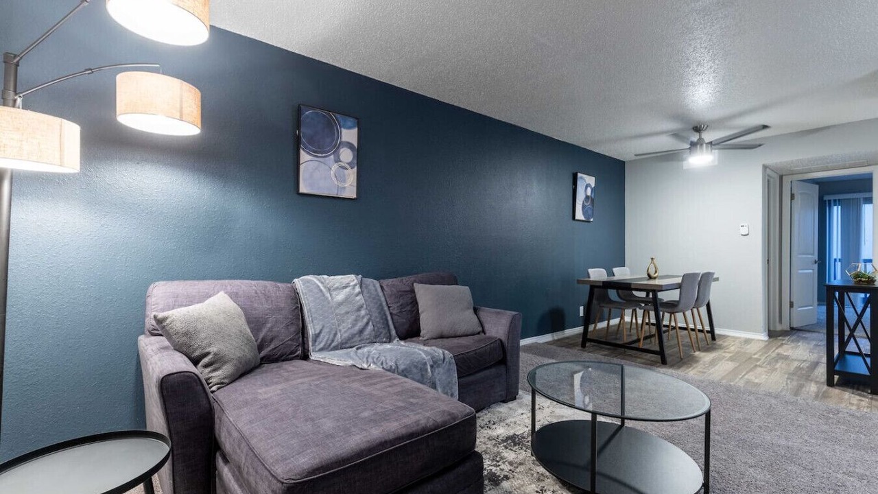Photo of Livingroom in Central Arlington