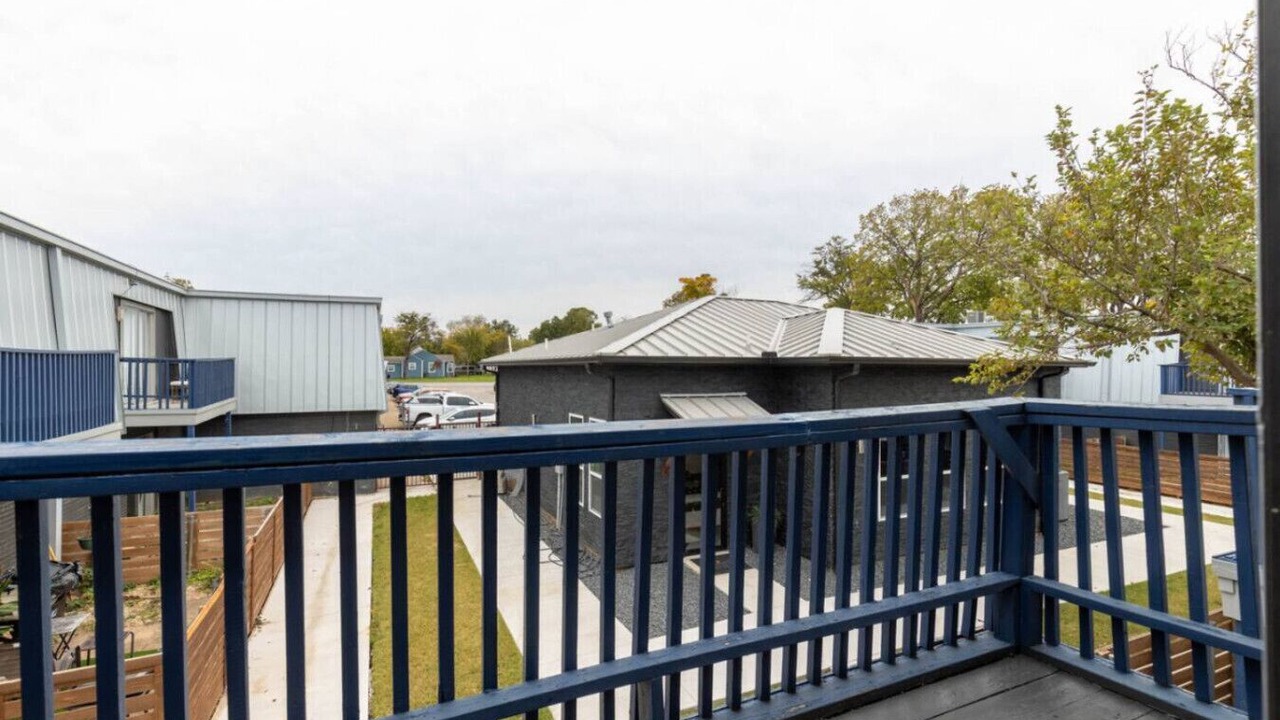 Photo of Outdoor in Central Arlington