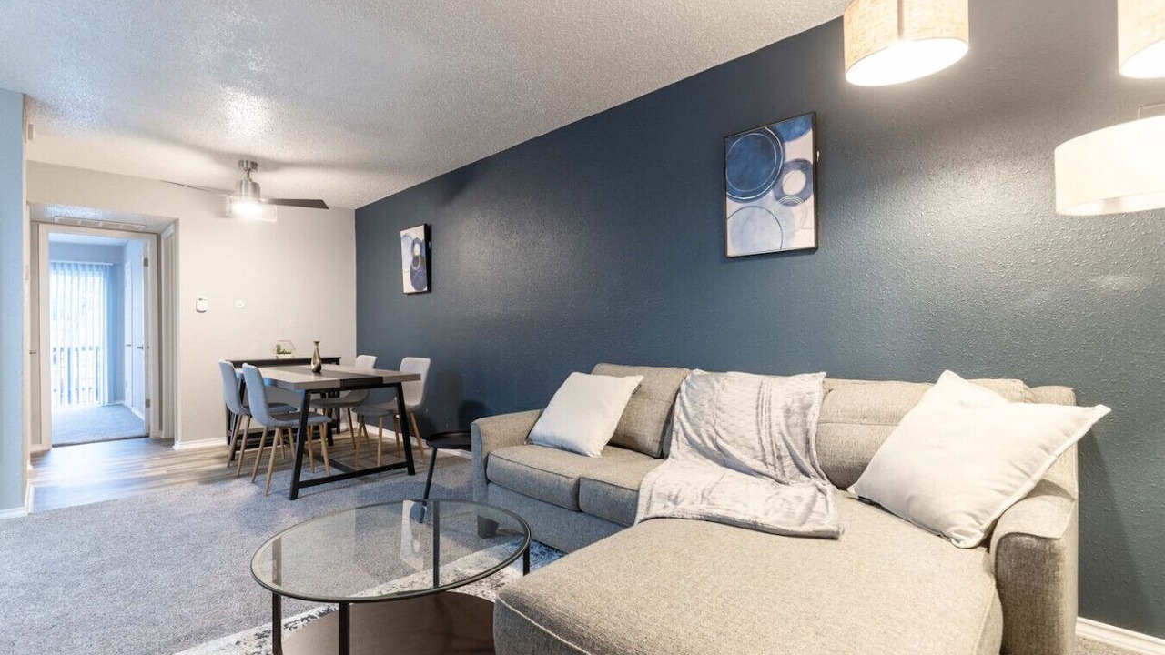 Photo of Livingroom in Central Arlington