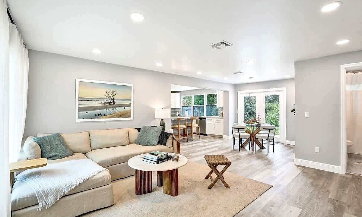 Photo of Bedroom in Pompano Beach