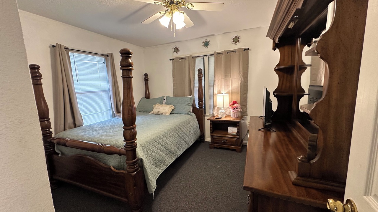 Photo of Bedroom in Beaumont