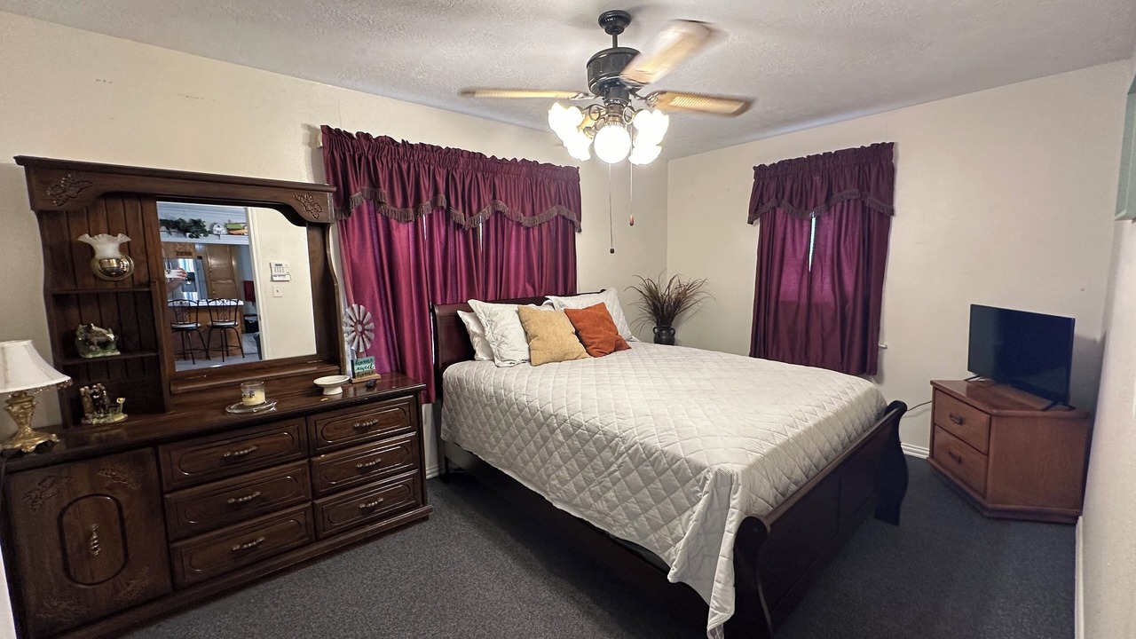 Photo of Bedroom in Beaumont