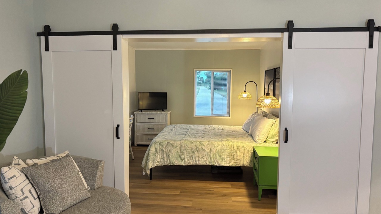 Photo of Bedroom in Bokeelia