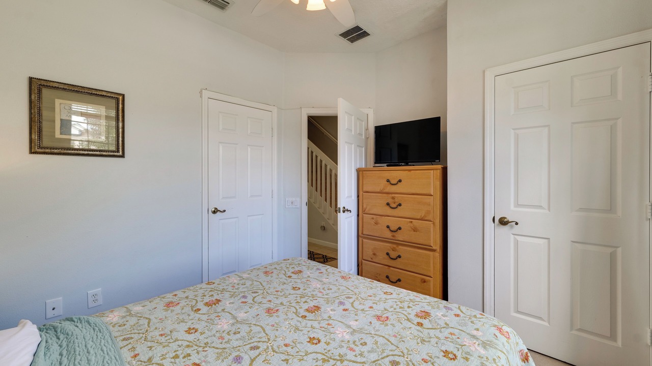 Photo of Bedroom in Windsor Palms